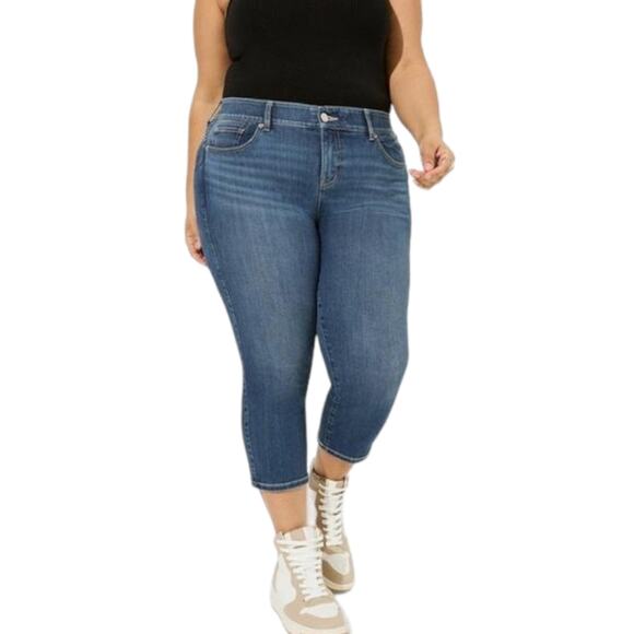 Lane Bryant Mid Rise super‎ stretch skinny pedal crop Plus Size 16 - Picture 1 of 7